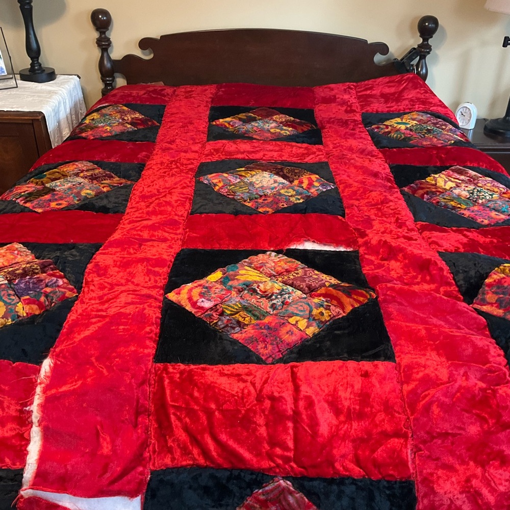 vtg HANDMADE Velvet Quilt Patchwork FLAWED Red Black